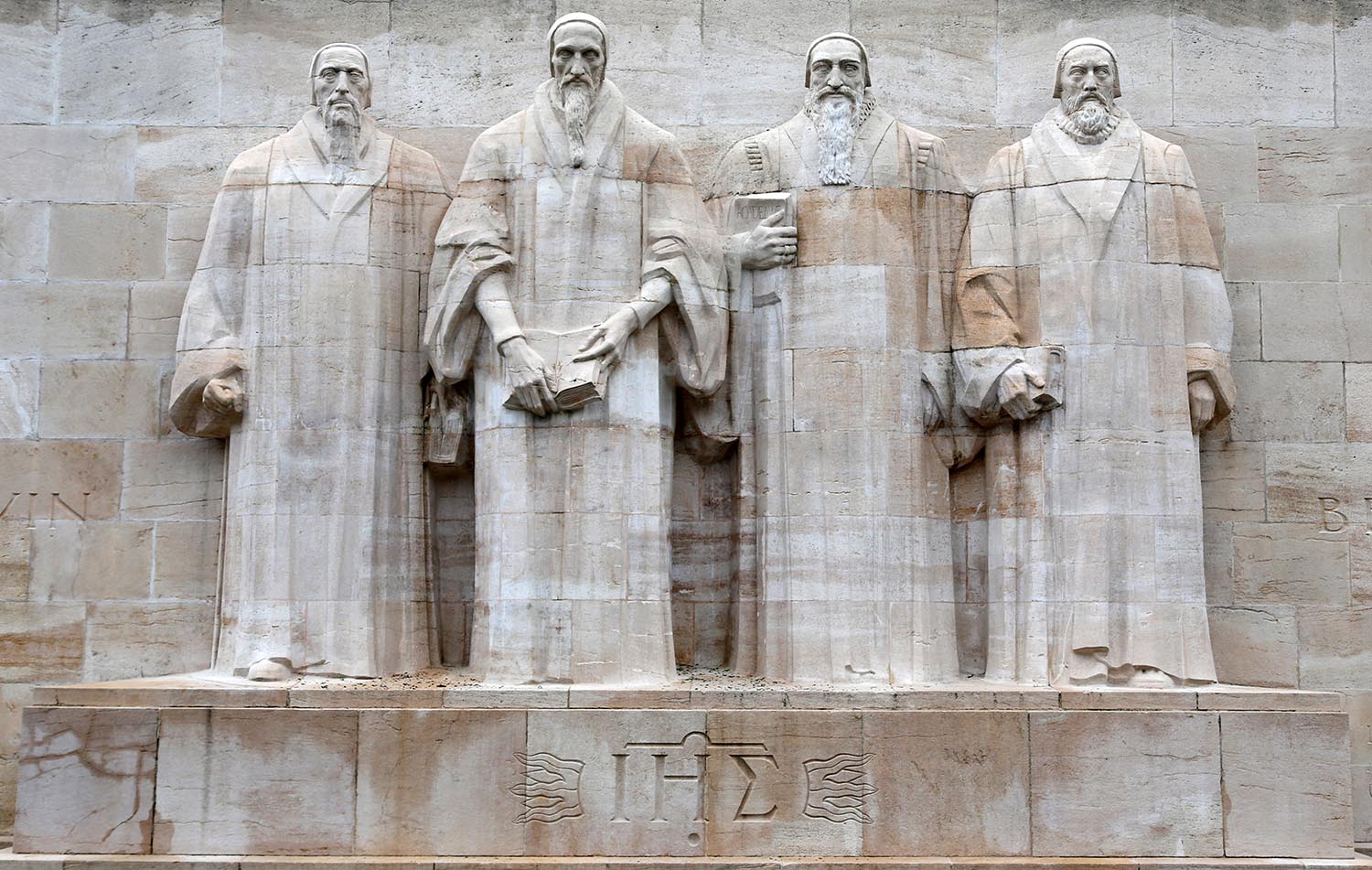 Sculptural composition "Reformation Wall" in Geneva