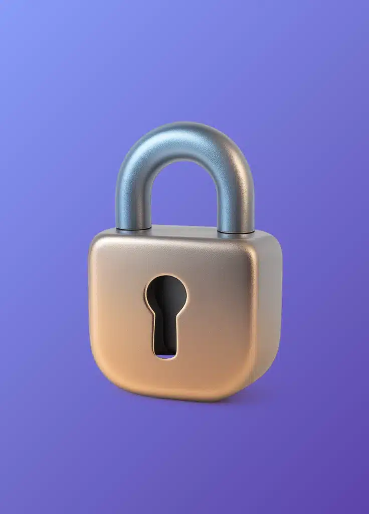Cadenas doré et argenté fermé avec serrure sur fond dégradé violet
